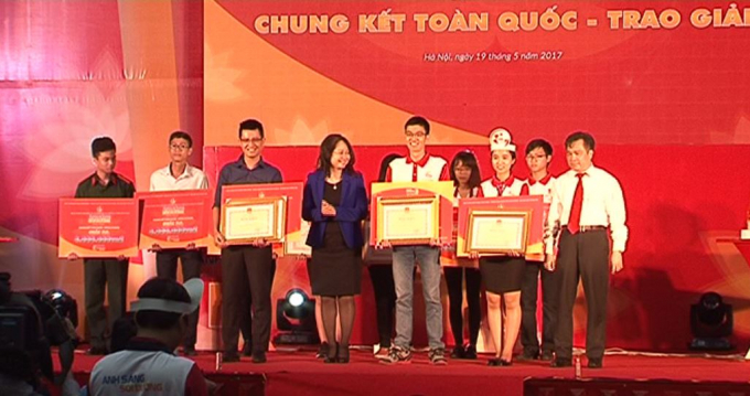 Lễ trao giải Hội thi Olympic to&agrave;n quốc c&aacute;c m&ocirc;n Khoa học M&aacute;c - L&ecirc;nin v&agrave; Tư tưởng Hồ Ch&iacute; Minh với t&ecirc;n gọi