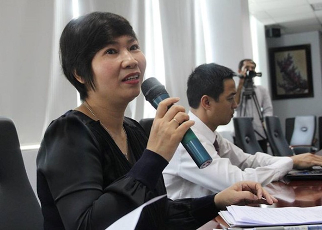 B&agrave; Vũ Thị Khuy&ecirc;n, Trưởng Văn ph&ograve;ng Ch&iacute;nh s&aacute;ch nh&agrave; ở v&agrave; Thị trường Bất động sản TPHCM khẳng định Ba huyện Nh&agrave; B&egrave;, B&igrave;nh Ch&aacute;nh, H&oacute;c M&ocirc;n hiện chưa th&agrave;nh lập quận (Ảnh: Ho&agrave;ng Giang)