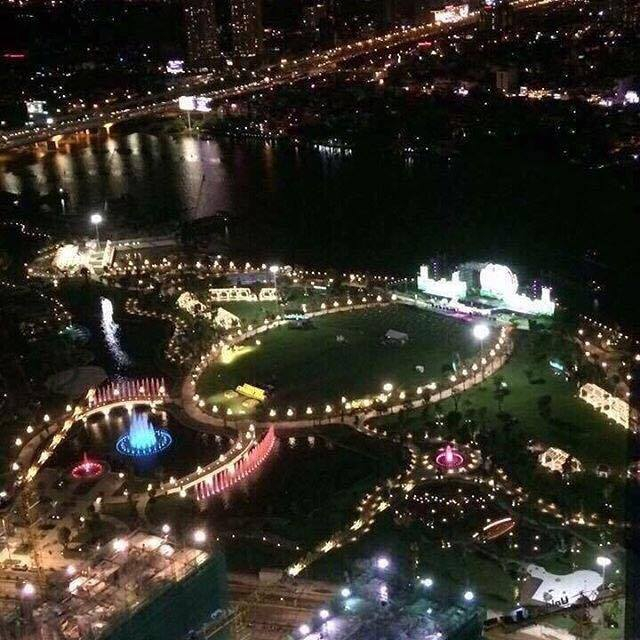 Tiện &iacute;ch sống đầy đủ tại Khu đ&ocirc; thị cao cấp bậc nhất Việt Nam với một loạt hệ thống gi&aacute;o dục Vinschool, y tế Vinmec, Trung t&acirc;m thương mại Vincom phục vụ đầy đủ cuộc sống gia đ&igrave;nh.