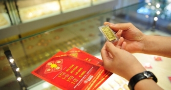 Giá vàng diễn biến bất thường