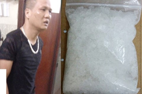 Đối tượng Trần Văn Việt v&agrave; tang vật vụ &aacute;n.