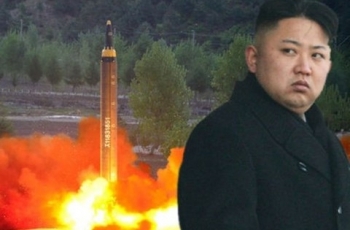 Ông Kim Jong-un tuyên bố sản xuất hàng loạt tên lửa Pukguksong-2