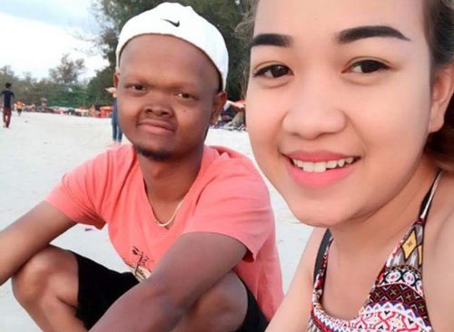 Cả hai thường xuy&ecirc;n chia sẻ những h&igrave;nh ảnh hạnh ph&uacute;c b&ecirc;n nhau.              Nhiều người cho rằng anh ch&agrave;ng Benly Joy may mắn v&agrave; t&agrave;i giỏi khi