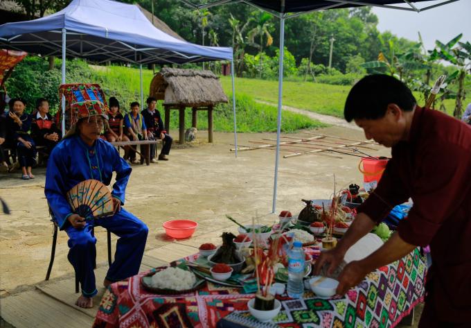 Độc đ&aacute;o lễ hội cầu mưa của người Mường ở H&ograve;a B&igrave;nh