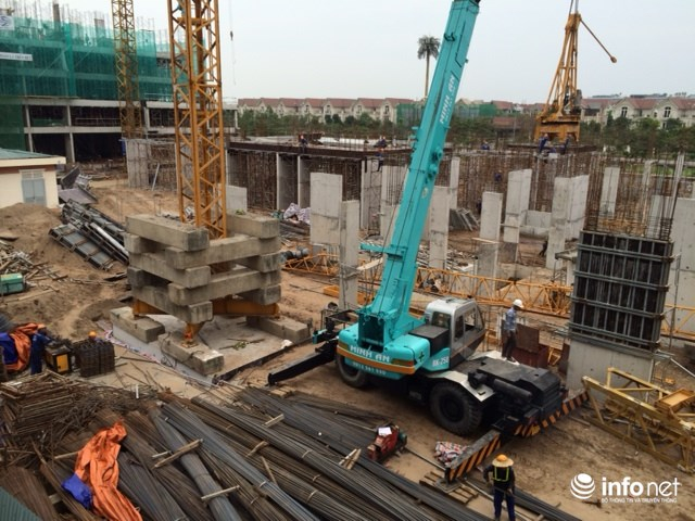 Chuy&ecirc;n gia cho rằng, &ldquo;b&aacute;n nh&agrave; tr&ecirc;n giấy&rdquo; l&agrave; h&igrave;nh thức mua b&aacute;n kh&ocirc;ng bền vững v&agrave; Nh&agrave; nước n&ecirc;n cấm h&igrave;nh thức n&agrave;y. Ảnh: Minh Thư.