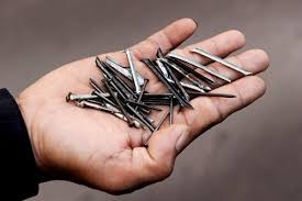 Sơn La: Mâu thuẫn làm ăn, 4 đối tượng "dàn binh" rải đinh bẫy xe trả thù đối thủ