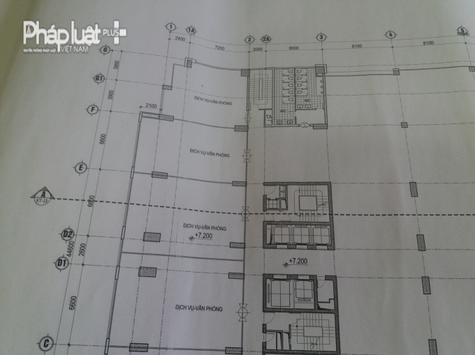 &Ocirc;ng Nguyễn Đức Ch&iacute;nh, Đội ph&oacute; Đội Thanh tra x&acirc;y dựng quận Ho&agrave;ng Mai cho biết:&nbsp;Việc chủ đầu tư NHS x&acirc;y dựng c&aacute;c bức tường ngăn tại tầng 3 v&agrave; 4 (c&aacute;c tầng thương mai) l&agrave; sai so với thiết kế.