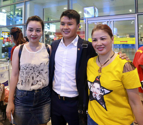 U20 Việt Nam về nước trong sự ch&agrave;o đ&oacute;n nồng nhiệt