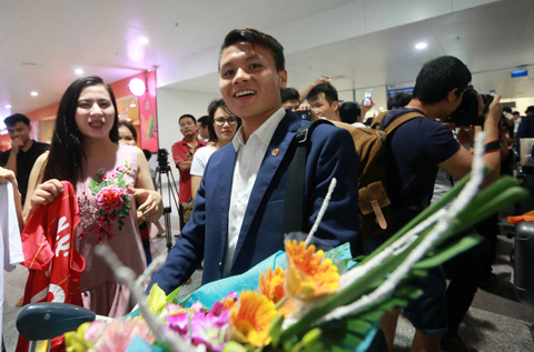 U20 Việt Nam về nước trong sự ch&agrave;o đ&oacute;n nồng nhiệt