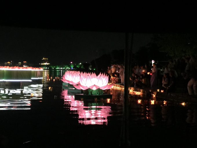 Festival Huế 2018: Nghi&ecirc;m trang chương tr&igrave;nh &ldquo;Tỏa s&aacute;ng niềm tin&rdquo; - Cầu quốc th&aacute;i d&acirc;n an