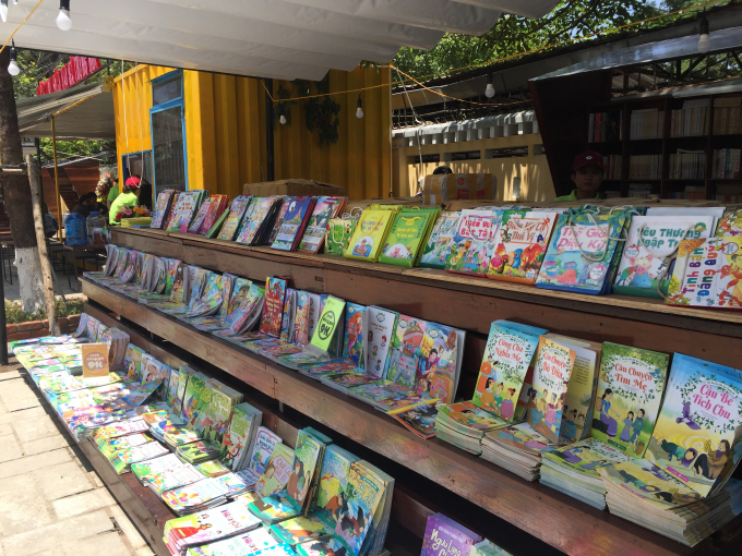 &ldquo;Kh&ocirc;ng gian s&aacute;ch đường Hai B&agrave; Trưng, TP Huế&rdquo;.