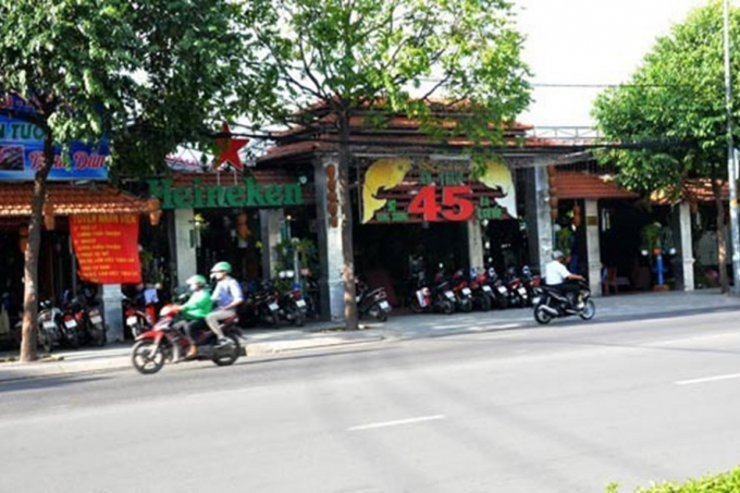 Đất c&ocirc;ng bị sử dụng sai mục đ&iacute;ch (ảnh: Tấn Thạnh/Người Lao Động).