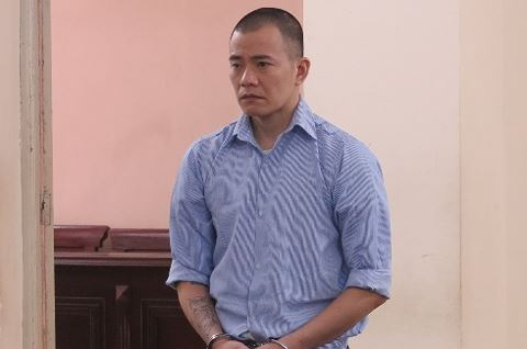 Nam diễn vi&ecirc;n nghiệp dư trộm xe &ocirc; t&ocirc; Range Rover để