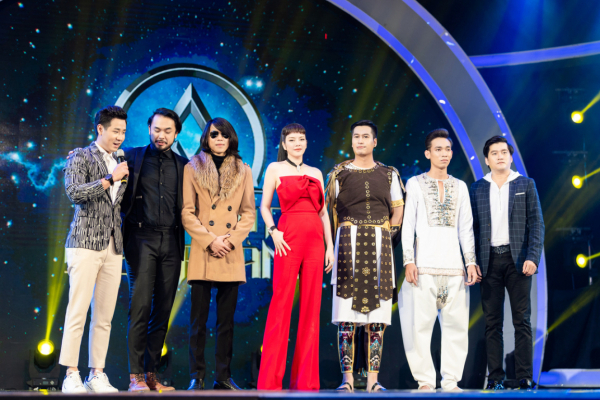 L&yacute; Nh&atilde; Kỳ ngồi ghế n&oacute;ng Gameshow &ldquo;Ảo thuật si&ecirc;u ph&agrave;m&rdquo;