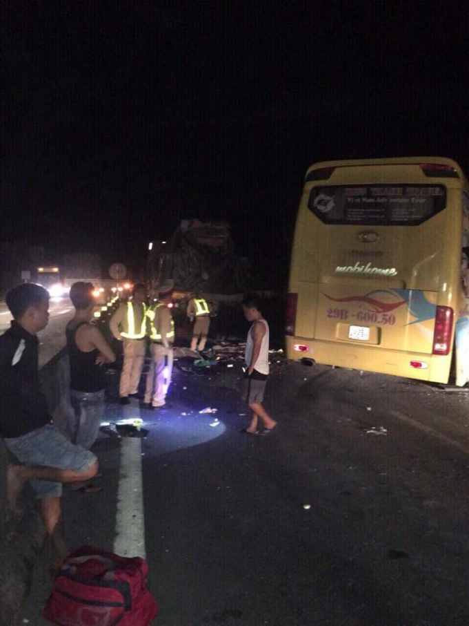 Vụ tai nạn kinh ho&agrave;ng tại H&agrave; Tĩnh: Gi&acirc;y ph&uacute;t đối mặt tử thần