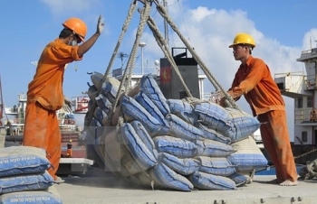 4 tháng, xuất khẩu xi măng đạt gần 10 triệu tấn