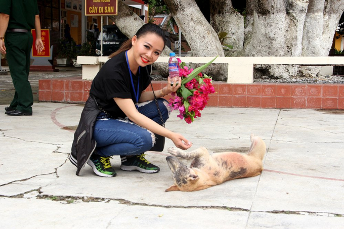 Đội đặc nhiệm đ&ecirc;m tỉnh hơn ng&agrave;y ở Trường Sa