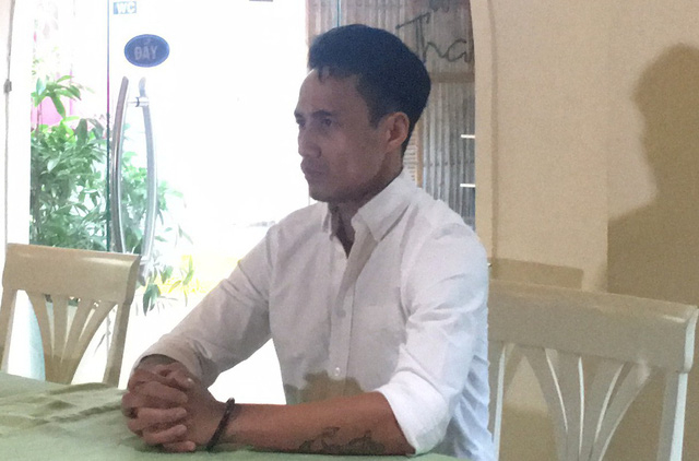 Phạm Anh Khoa trong buổi họp b&aacute;o ch&oacute;ng v&aacute;nh. Ảnh D&acirc;n Tr&iacute;