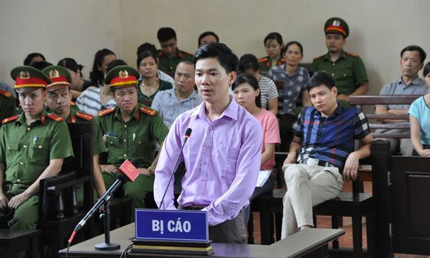 C&aacute;c bị c&aacute;o tại t&ograve;a