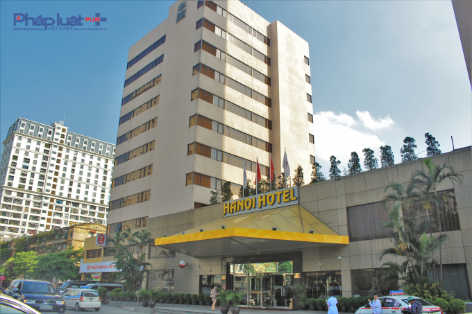 Kh&aacute;ch sạn H&agrave; Nội (D8 Giảng V&otilde;), tại thời điểm kiểm tra chưa x&acirc;y đ&ecirc; chống dầu tr&agrave;n