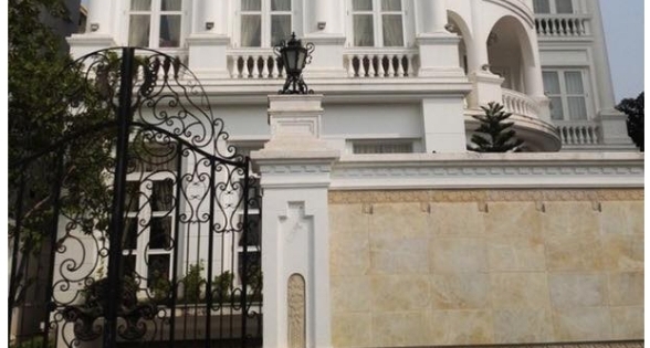 Bộ Công Thương yêu cầu một tờ báo đính chính thông tin về căn biệt thự ở Tây Hồ