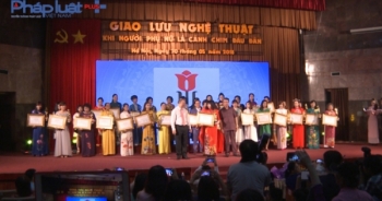 Lễ trao tặng "Bông hồng vàng Á Đông – Nữ doanh nhân tiêu biểu Asean 2018”