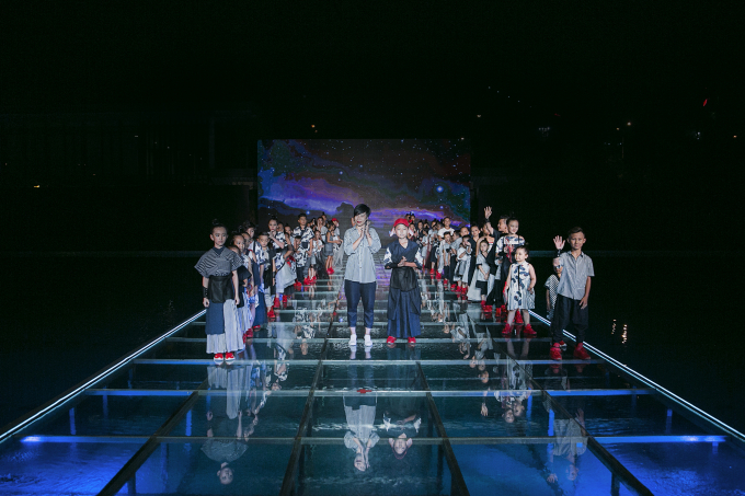 Mặc d&ugrave; buổi casting được tổ chức v&agrave;o tối đầu tuần nhưng vẫn c&oacute; hơn 200 trẻ em Thủ Đ&ocirc; đến tham gia v&agrave; thử sức m&igrave;nh.