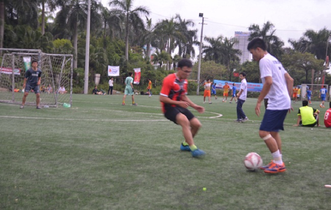 Li&ecirc;n qu&acirc;n Ph&oacute;ng vi&ecirc;n thời sự gi&agrave;nh chiến thắng trước đội b&oacute;ng b&aacute;o Lao Động với tỷ số 3 - 1