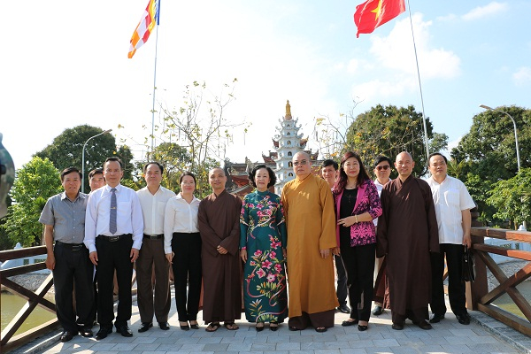 H&agrave; Nội:L&atilde;nh đạo Đảng, Nh&agrave; nước gửi lời ch&uacute;c mừng m&ugrave;a Phật đản 2018