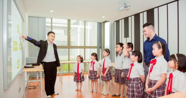 Ra mắt Trường nghệ thuật song ngữ HELIOS SCHOOL