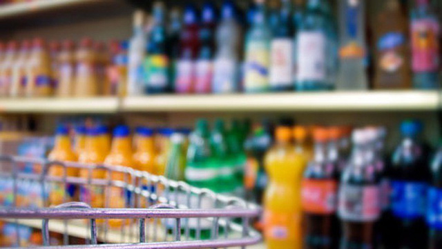 Chuy&ecirc;n gia Ng&ocirc; Tr&iacute; Long cho rằng, chưa c&oacute; bằng chứng thuyết phục về mối li&ecirc;n hệ giữa thừa c&acirc;n, b&eacute;o ph&igrave; v&agrave; việc sử dụng nước ngọt c&oacute; đường.