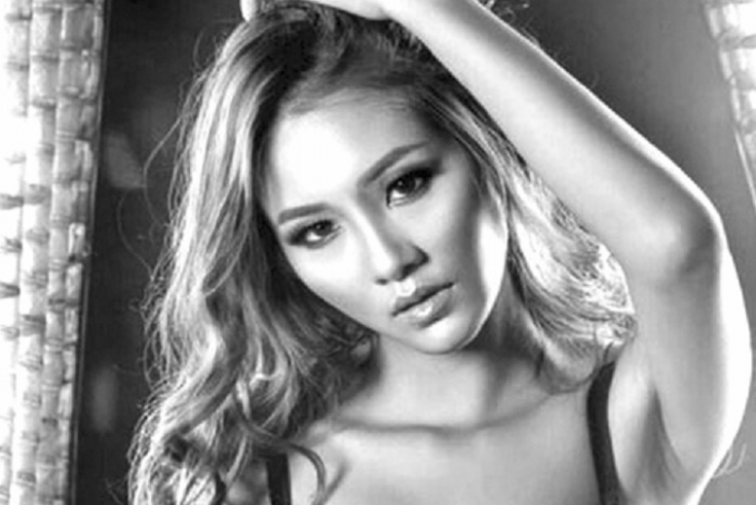 Nữ người mẫu c&oacute; đơn y&ecirc;u cầu khởi tố vụ &aacute;n h&igrave;nh sự.