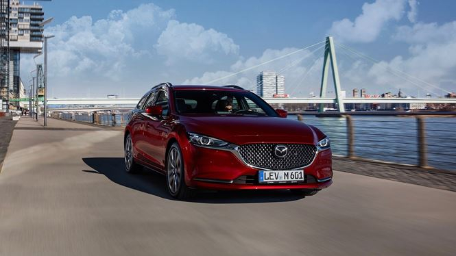 Mức gi&aacute; hợp l&yacute; l&agrave; một lợi thế của Mazda 6 so với c&aacute;c mẫu xe kh&aacute;c trong ph&acirc;n kh&uacute;c