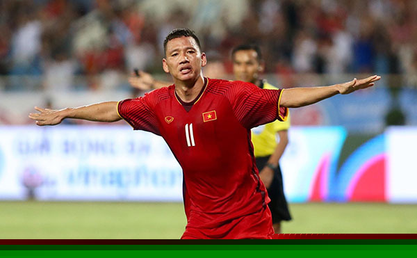 Thầy Park đau đầu tuyển Việt Nam: Cờ bí... dí Anh Đức!