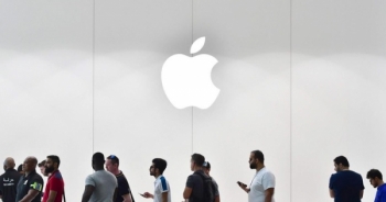 Nhà đầu tư lãi bao nhiêu nếu mua 1.000 USD cổ phiếu Apple cách đây 10 năm?