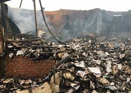 Cháy kho lưu trữ tài liệu xe buýt: Công an vào cuộc điều tra