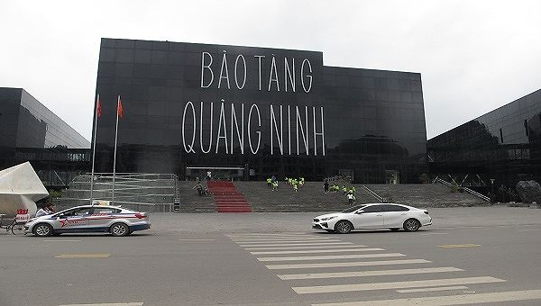 Bảo tàng Quảng Ninh