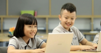 Bố mẹ hoang mang trước "ma trận thông tin" khi tìm trường tiểu học cho con