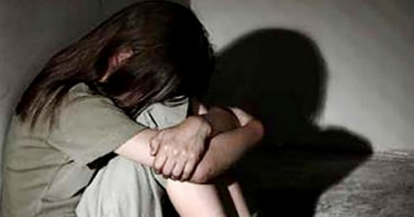 Truy tố đối tượng hiếp dâm bé gái sau chầu nhậu