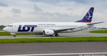 Boeing 737 lại 