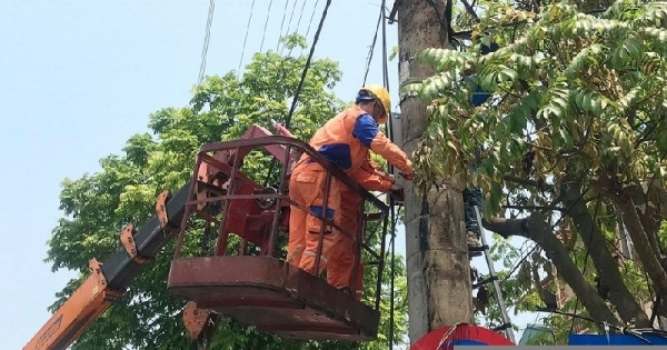 Sản lượng tiêu thụ điện cao kỷ lục do nắng nóng: Công suất phụ tải lại lập một đỉnh mới!