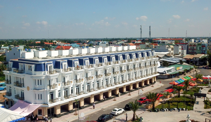 Dãy shophouse trong dự án Thắng Lợi Riverside Market.