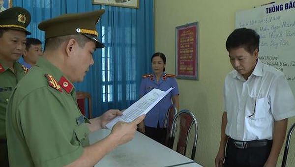 Phát ngôn khó tin của một lãnh đạo Sở GD&amp;amp;ĐT