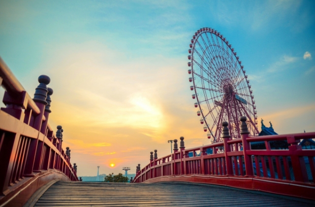 Sun World Halong Complex ch&agrave;o h&egrave; bằng Đại tiệc Thủy cung ho&agrave;nh tr&aacute;ng