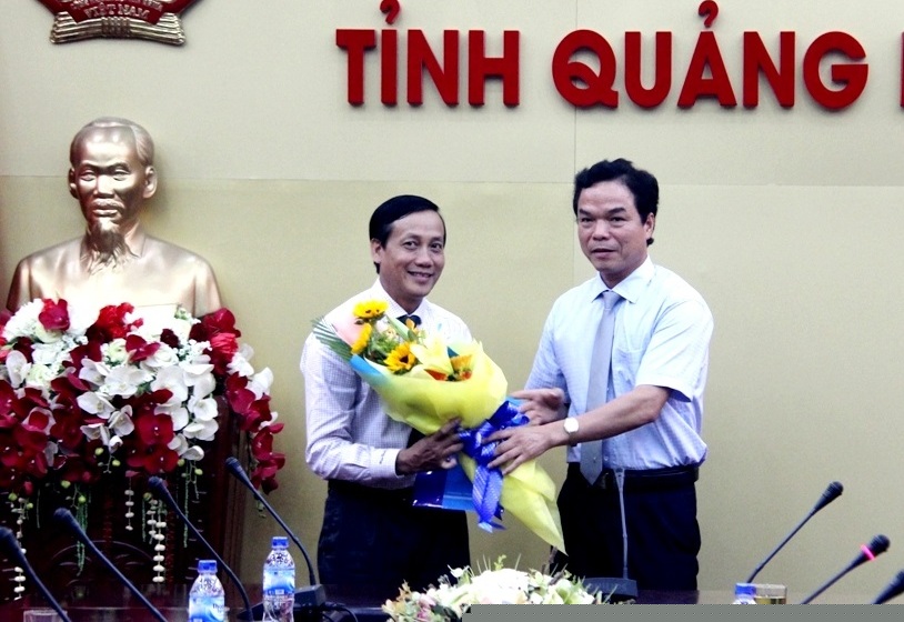 Kiện toàn nhân sự 5 tỉnh thành