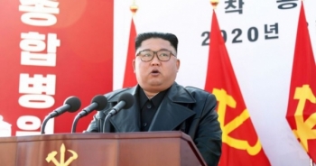 Ông Kim Jong-un tái xuất sau tin đồn sức khỏe