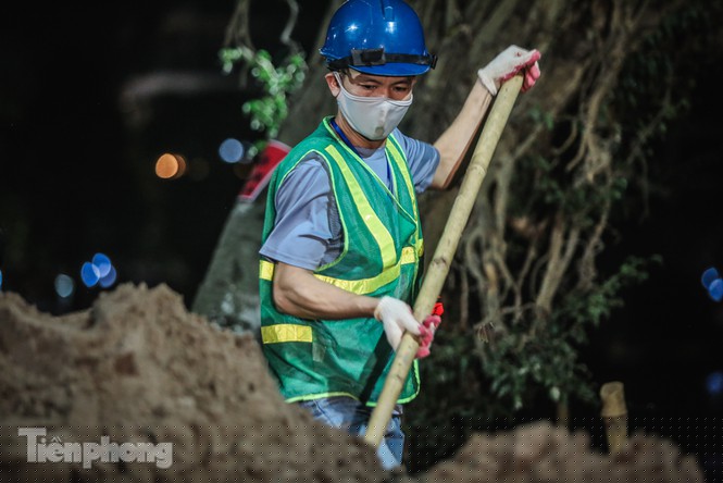 Lặng lẽ mưu sinh giữa chợ, ven hồ trong kỳ nghỉ lễ - ảnh 8