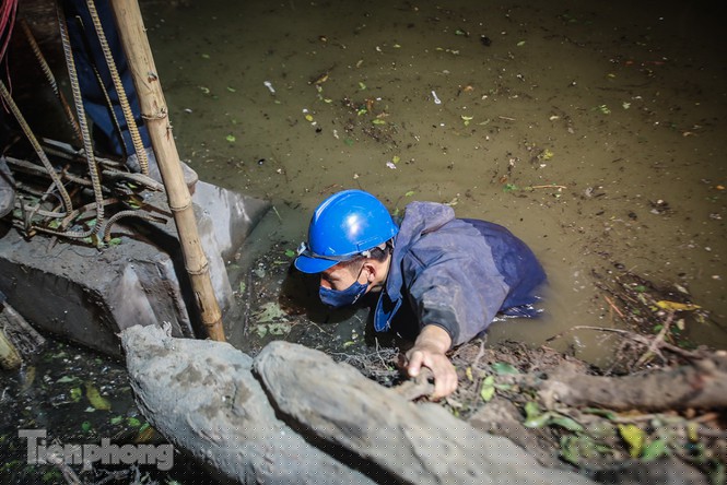 Lặng lẽ mưu sinh giữa chợ, ven hồ trong kỳ nghỉ lễ - ảnh 12