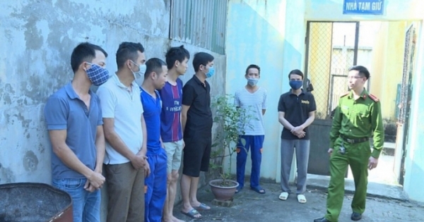 Công an Hưng Yên truy tìm 2 