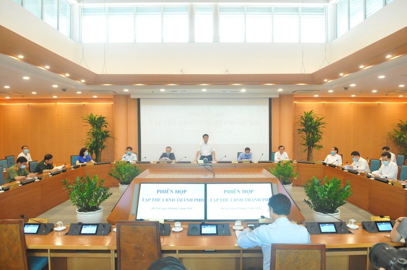  Toàn cảnh phiên họp tháng 5/2020.